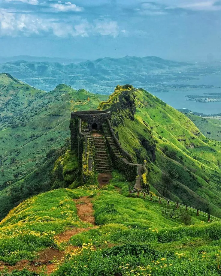 Panchgani: What to See, Where to Go, and Why It Still Feels Like a Hidden Gem