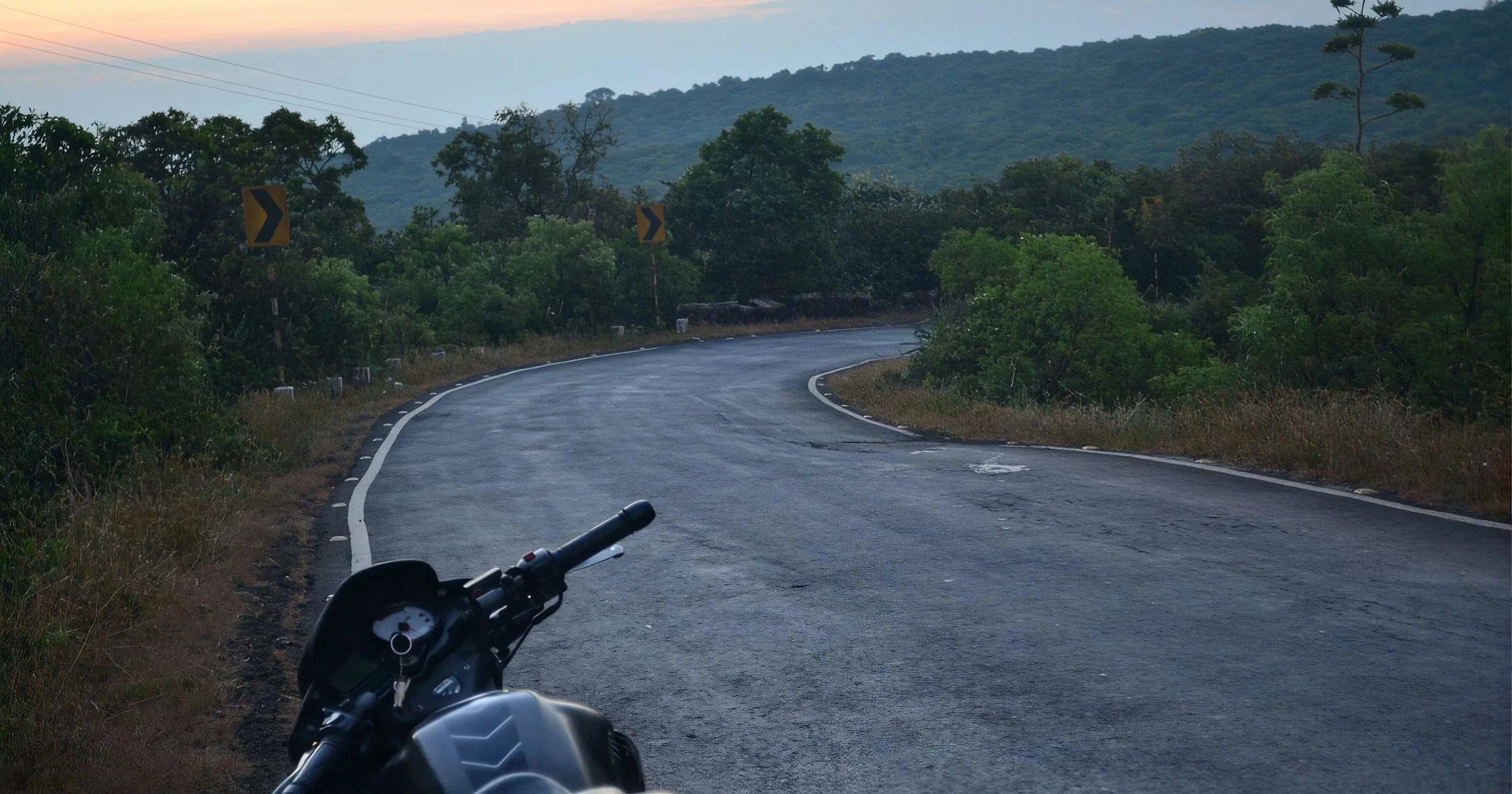 Monsoon season in Panchgani: Experience rain and Mountains with your family